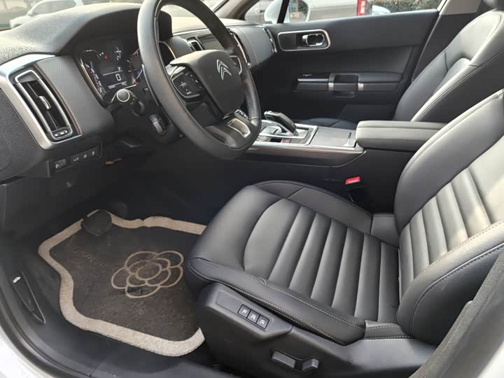 Фото 4 - Citroen C6