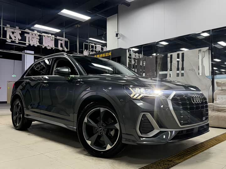 Фото 3 - Audi Q3