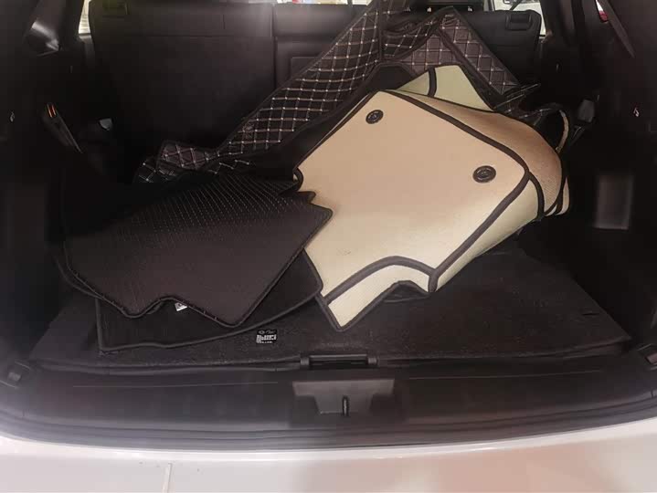 Фото 4 - Mitsubishi Outlander