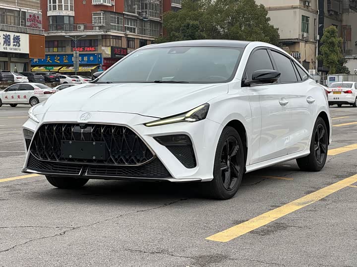 Фото 1 - MG Motor 5 Scorpio