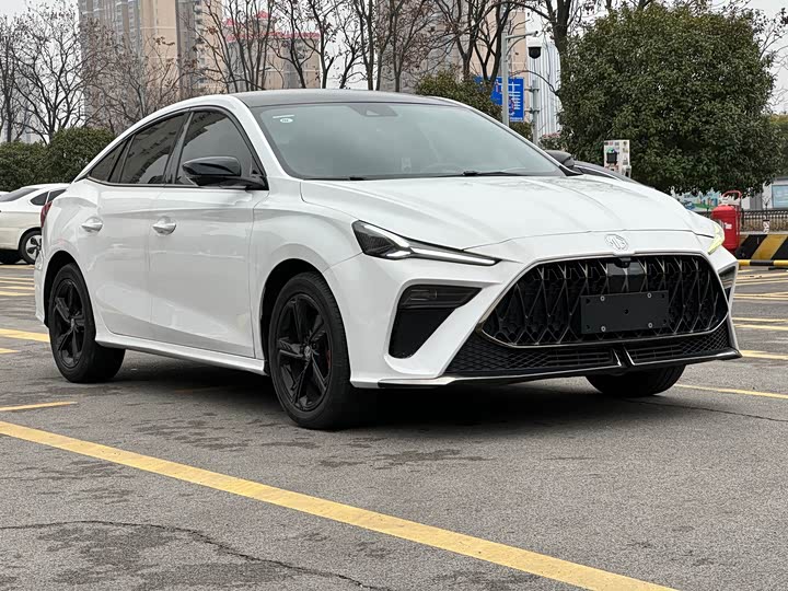 Фото 3 - MG Motor 5 Scorpio