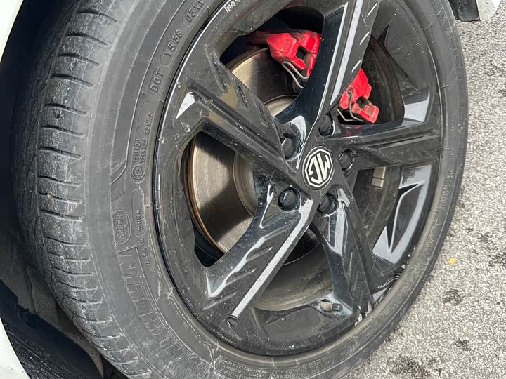 Фото 9 - MG Motor 5 Scorpio