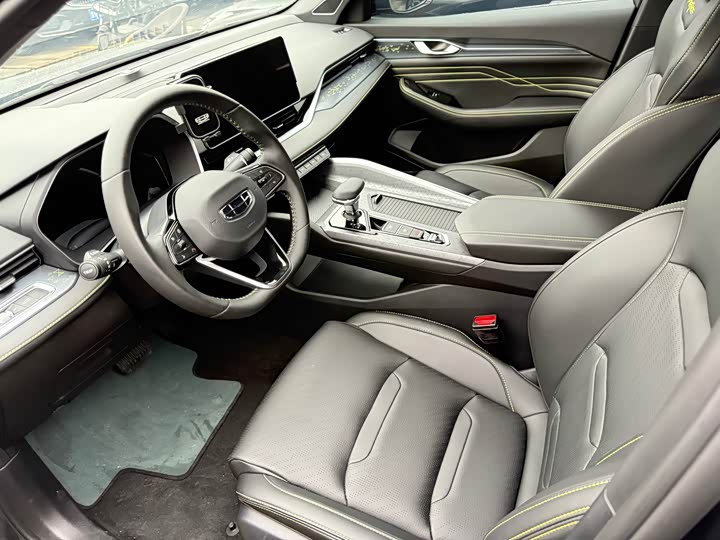 Photo 4 - Geely Preface