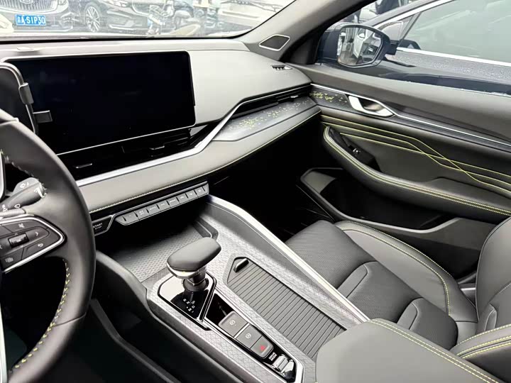 Photo 6 - Geely Preface