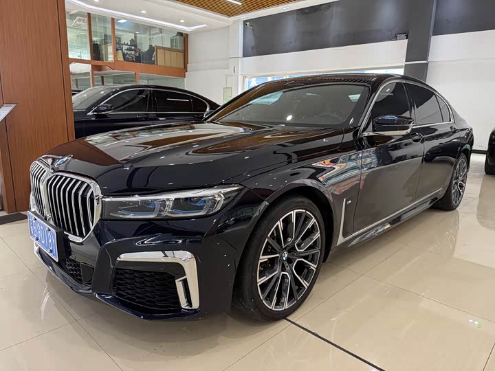 Фото 1 - BMW 7 Series