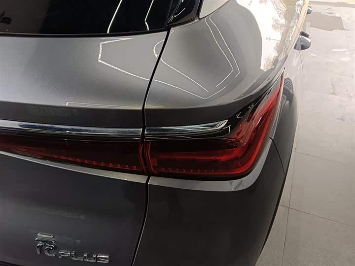 Фото 8 - BYD Yuan Plus