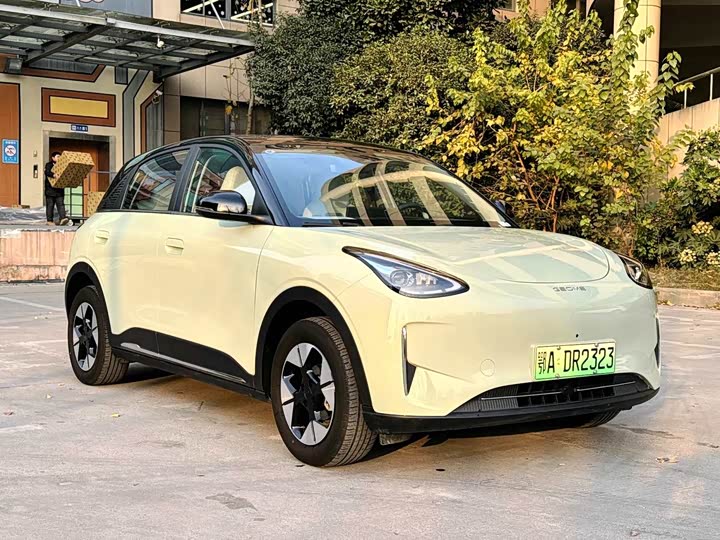 Фото 3 - Geely Galaxy Geome