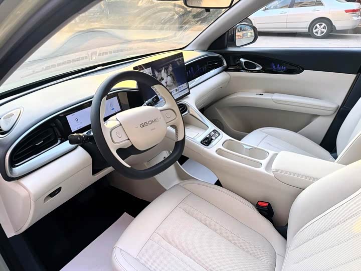Фото 5 - Geely Galaxy Geome
