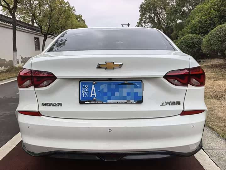 Фото 4 - Chevrolet Monza