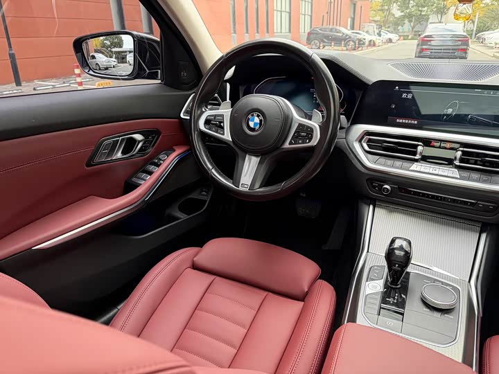 Фото 8 - BMW 3 Series