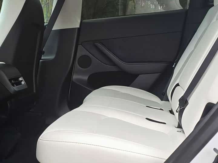 Фото 5 - Tesla Model Y