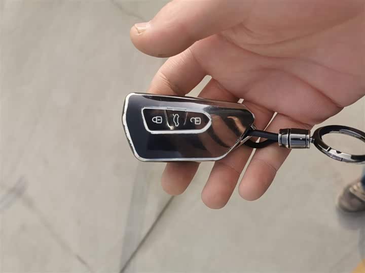 Фото 9 - Volkswagen Lamando L