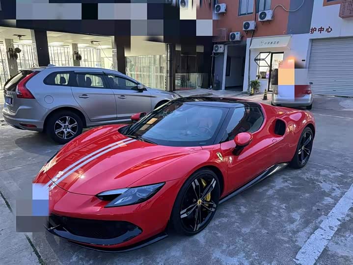 Photo 1 - Ferrari 296