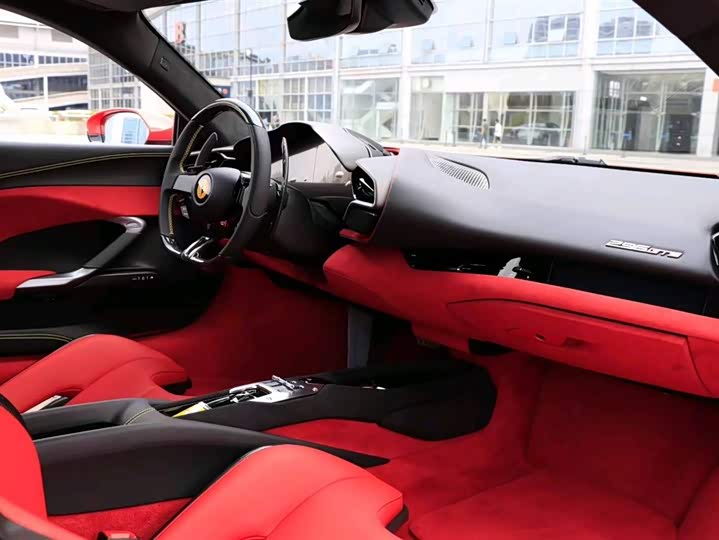 Photo 7 - Ferrari 296