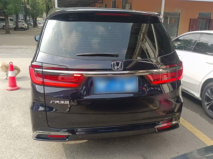 Фото 6 - Honda Odyssey