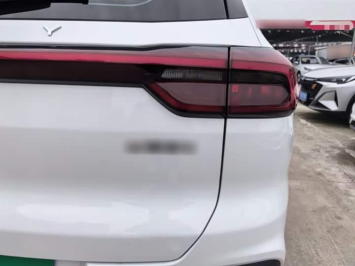 Фото 8 - Chery Tiggo 8