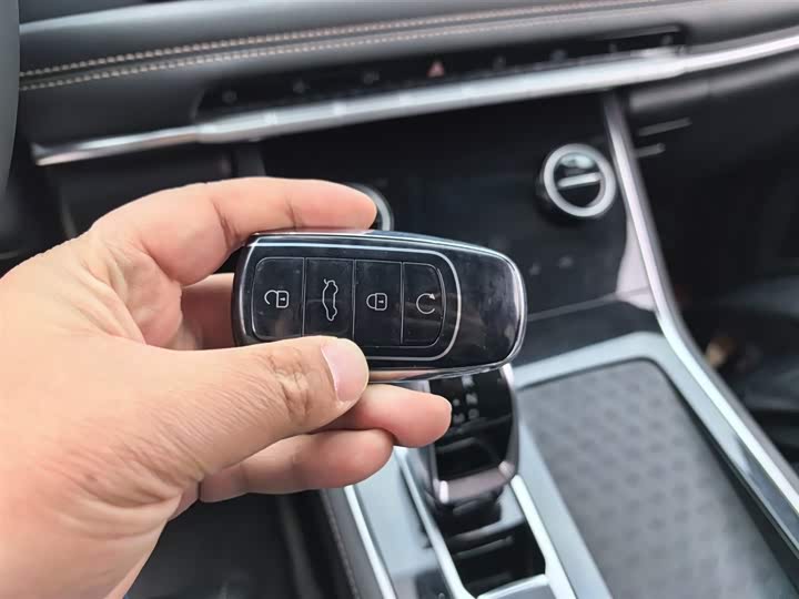 Фото 9 - Chery Tiggo 8