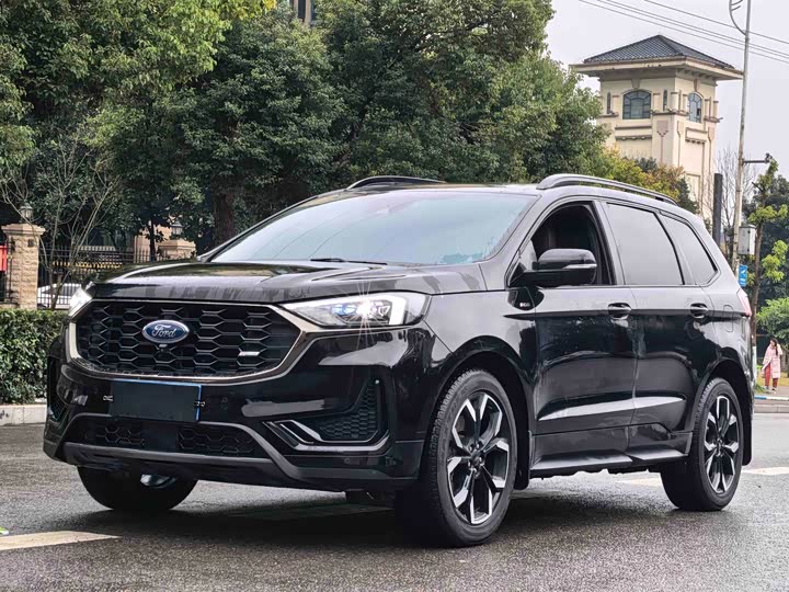 Фото 1 - Ford Edge