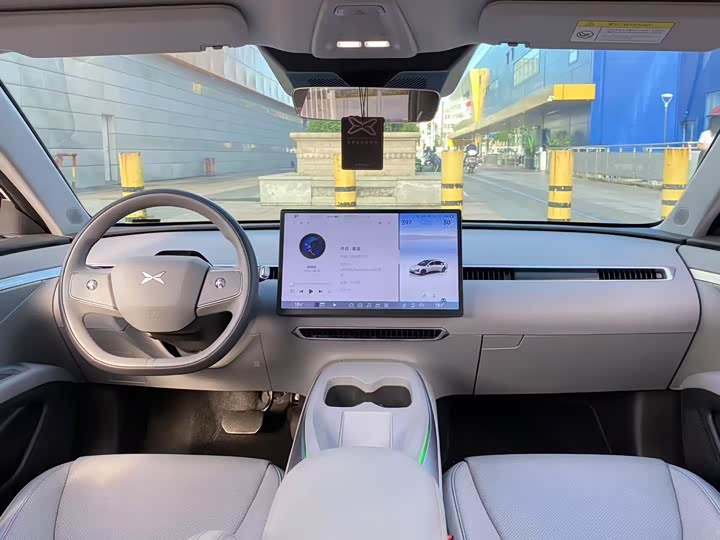 Фото 6 - XPeng Mona M03