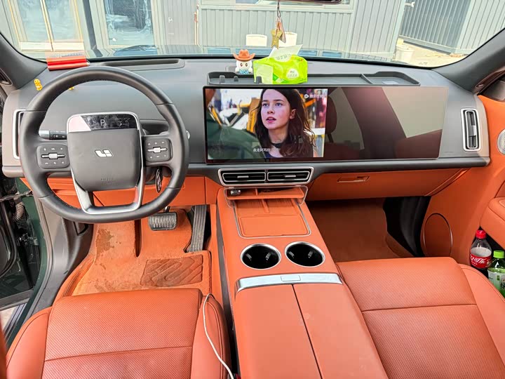 Фото 8 - LiXiang L9