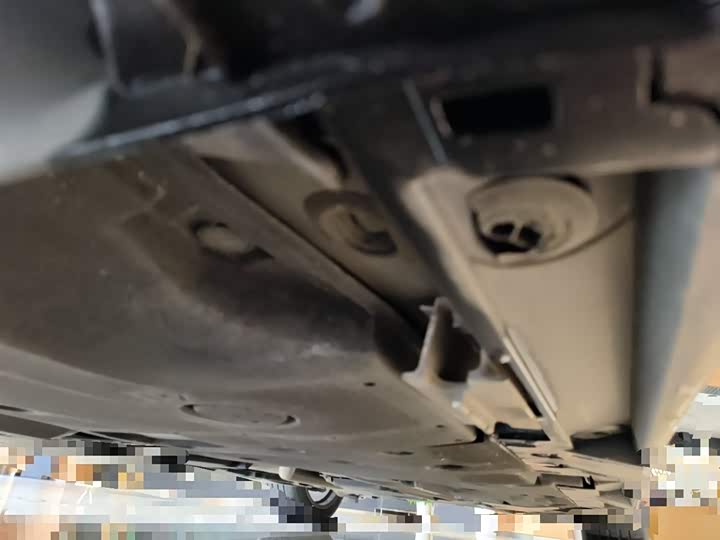 Фото 4 - Lexus LS