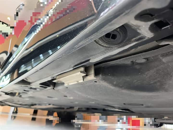 Фото 6 - Lexus LS