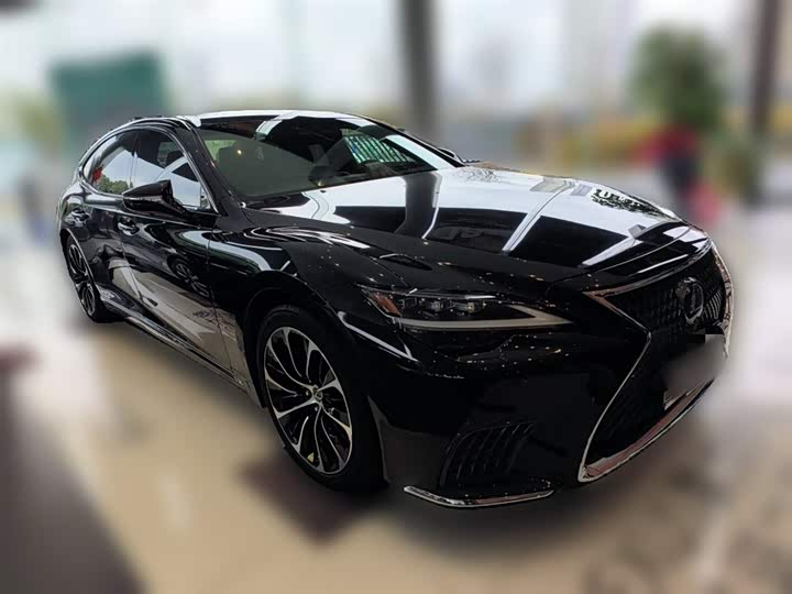 Фото 7 - Lexus LS