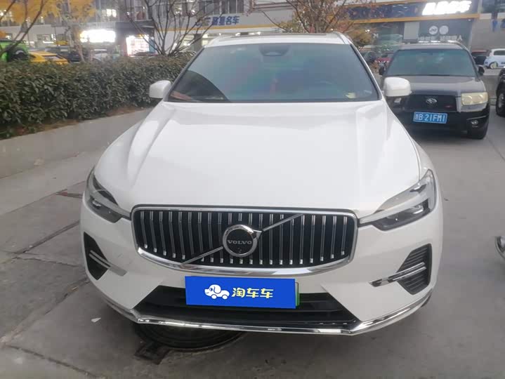 Фото 2 - Volvo XC60 Hybrid