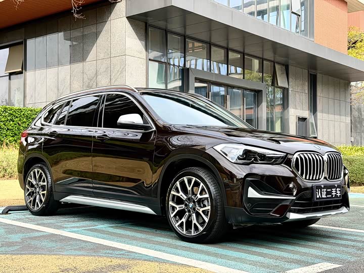Фото 3 - BMW X1