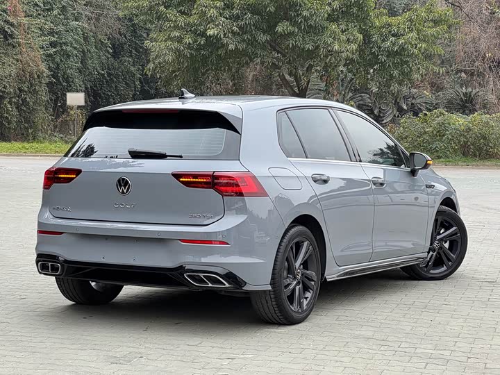 Фото 6 - Volkswagen Golf