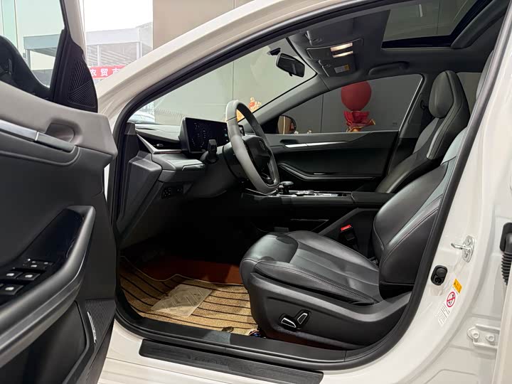 Фото 4 - Changan Raeton Plus