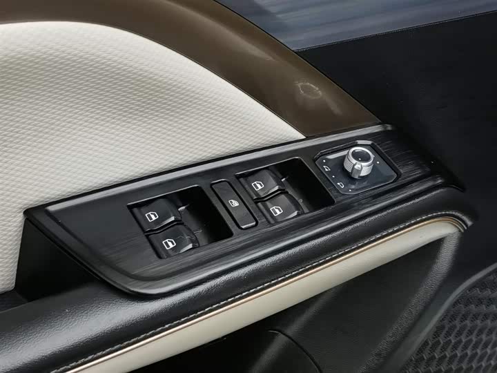 Фото 9 - Haval H6