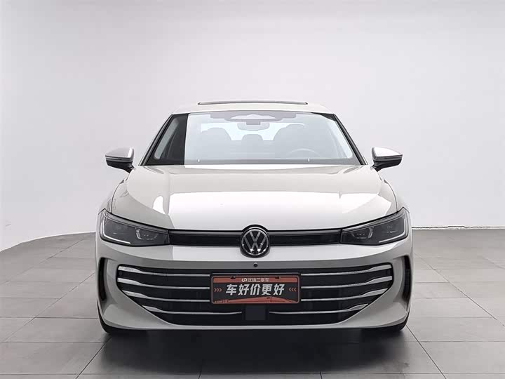 Фото 3 - Volkswagen Passat