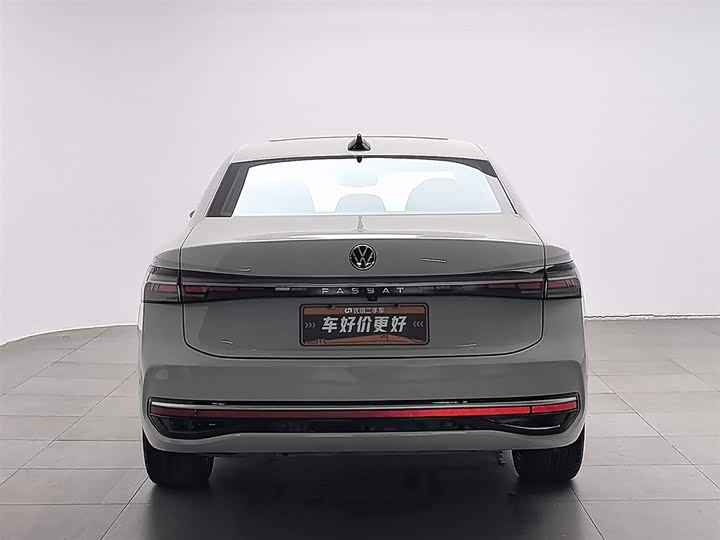Фото 4 - Volkswagen Passat