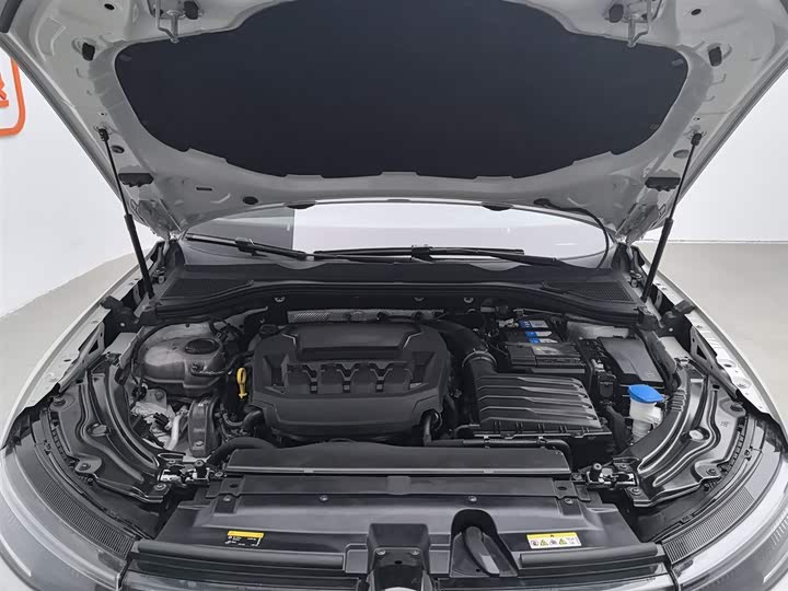 Фото 6 - Volkswagen Passat