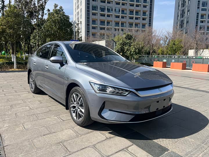 Фото 3 - BYD Qin Plus