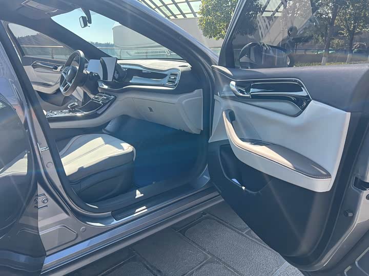 Фото 6 - BYD Qin Plus