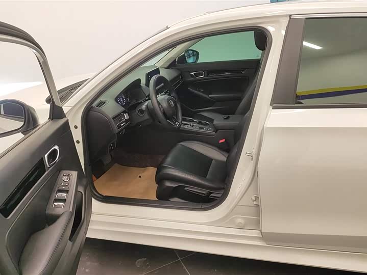 Фото 9 - Honda Civic