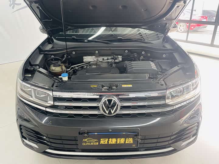 Фото 2 - Volkswagen Teramont X