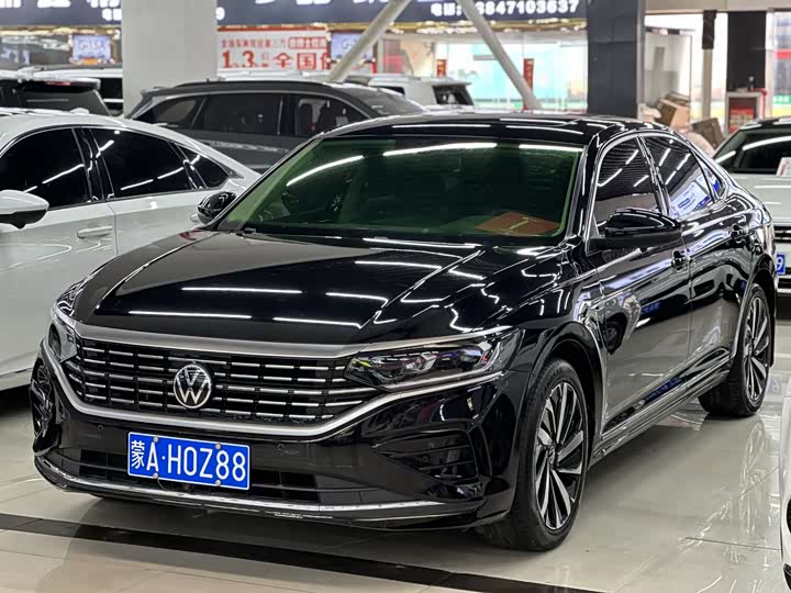 Фото 1 - Volkswagen Passat