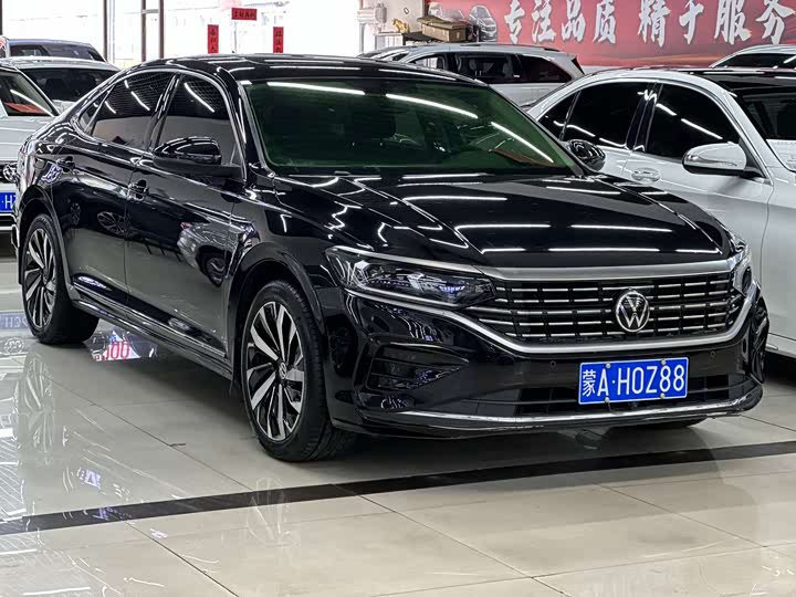 Фото 3 - Volkswagen Passat