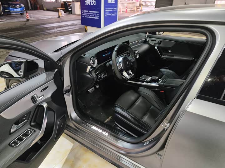 Фото 3 - Mercedes-Benz A-Class AMG