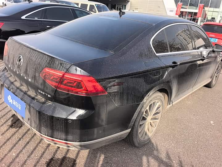 Фото 3 - Volkswagen Magotan