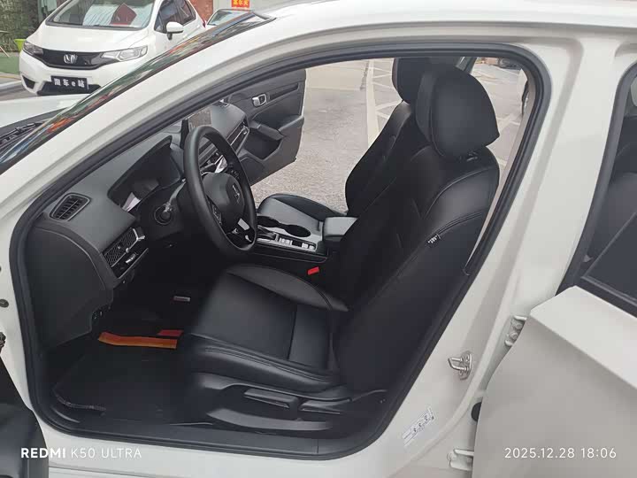 Фото 9 - Honda Civic