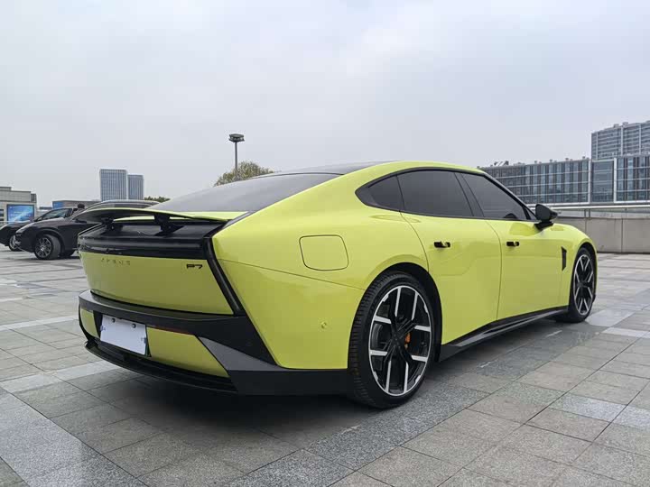 Фото 5 - XPeng P7