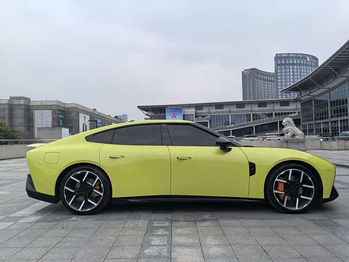 Фото 8 - XPeng P7