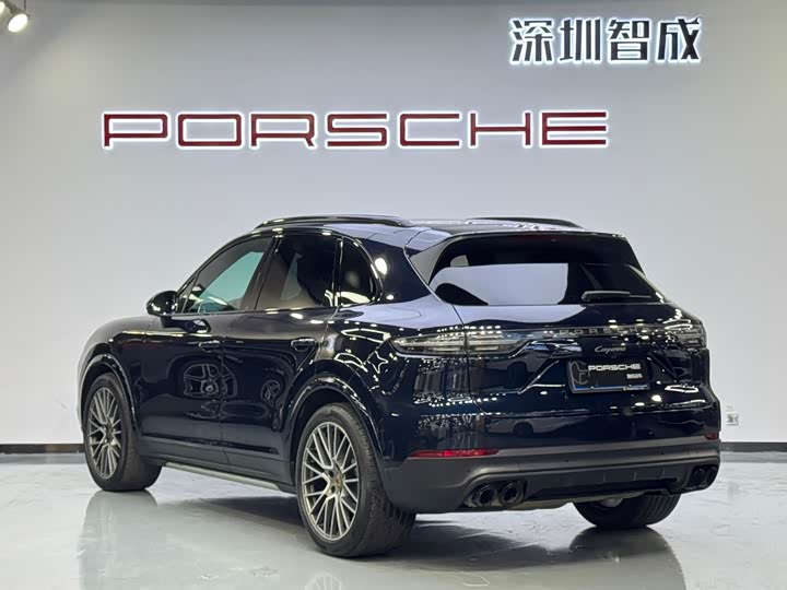 Фото 7 - Porsche Cayenne