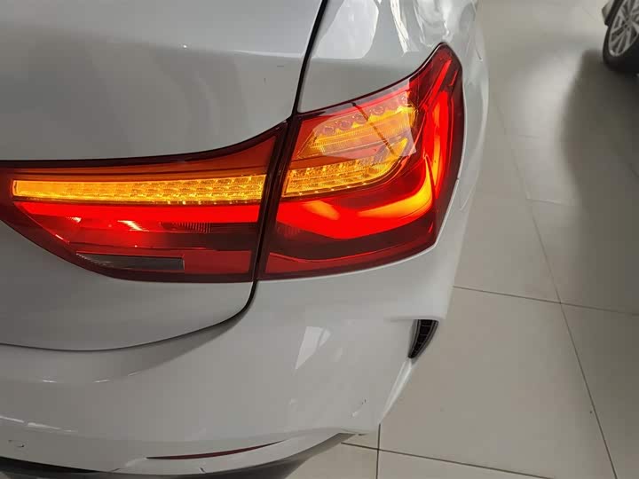 Фото 8 - BMW 1 Series