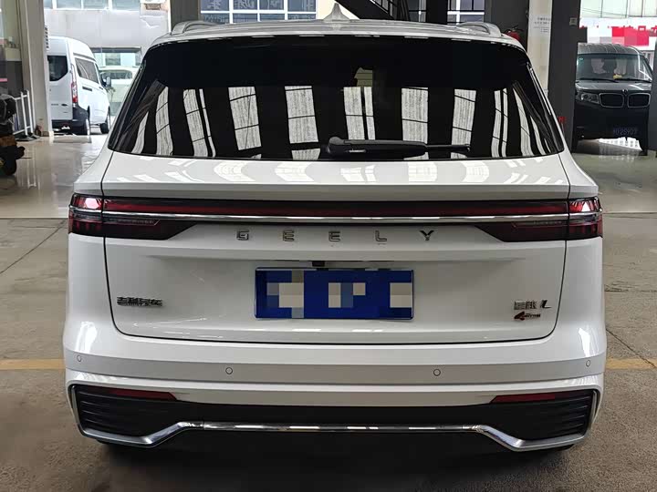 Фото 4 - Geely Monjaro