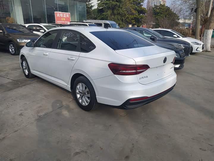 Фото 5 - Volkswagen Lavida